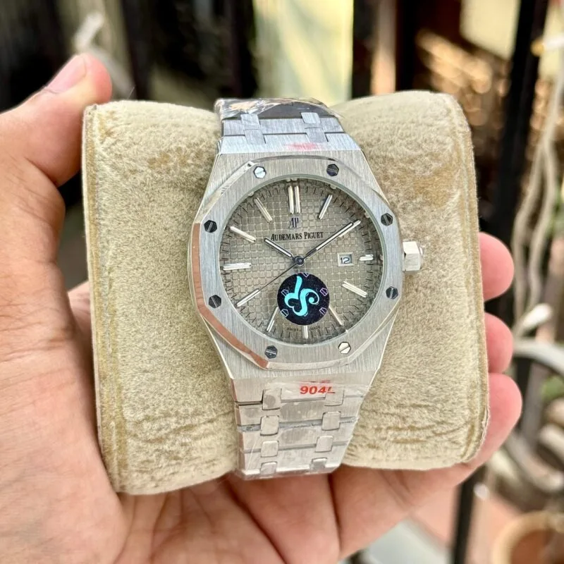 Audemars Piguet Royal Oak Jumbo Grande Tapisserie Dial