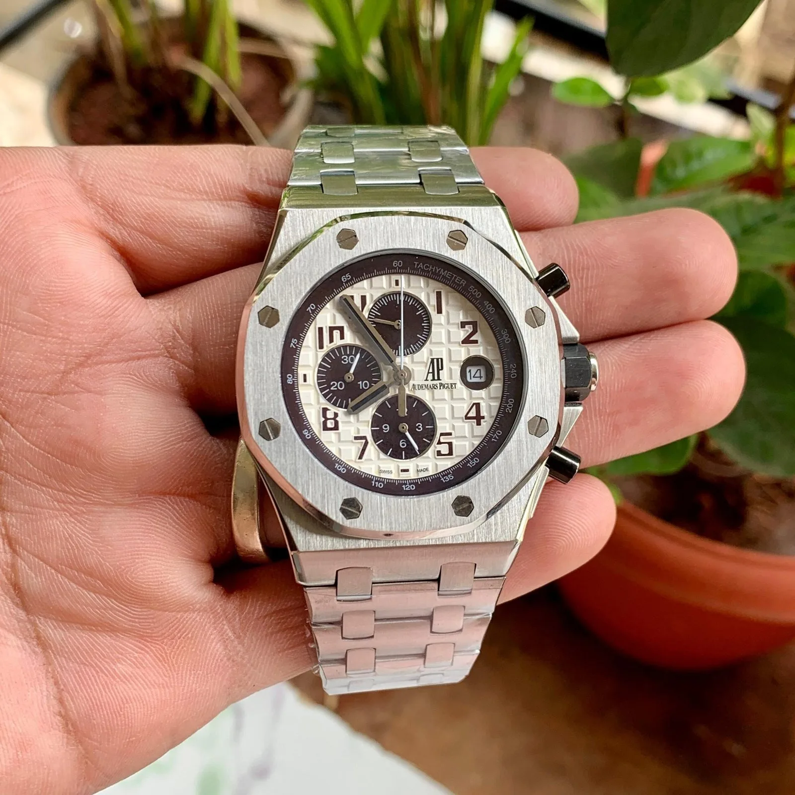 Audemars Piguet Royal Oak Silver White Waffle Dial Quartz