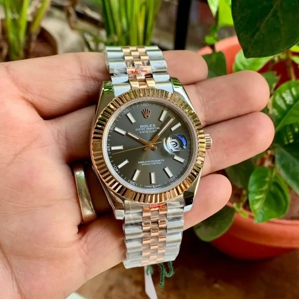DateJust Rose Gold Bezel Jubilee Chain Semi ETA Rolex