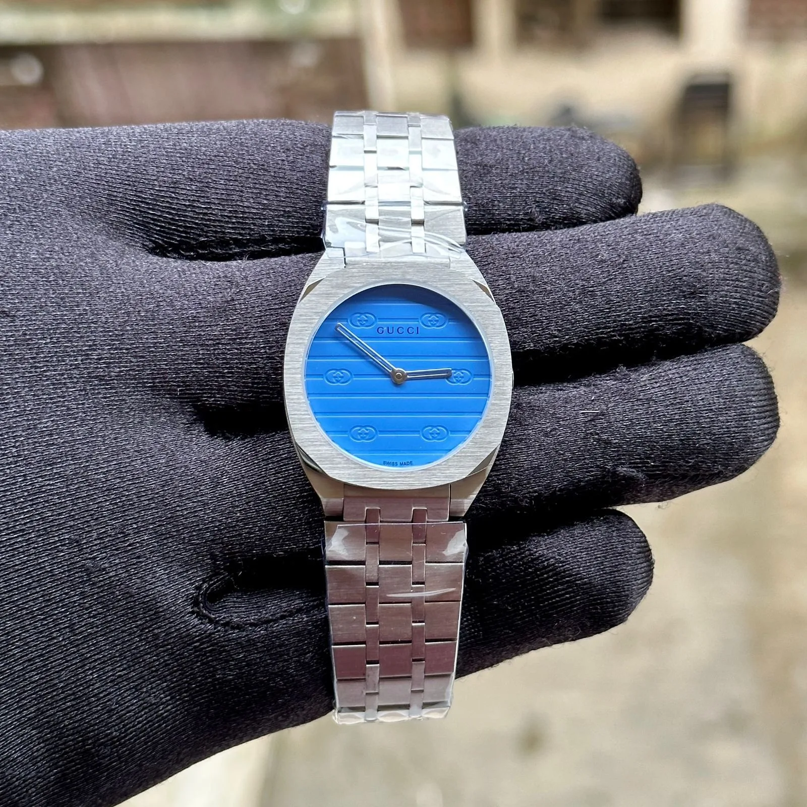 Gucci 25H Ocean Blue Quartz Watch