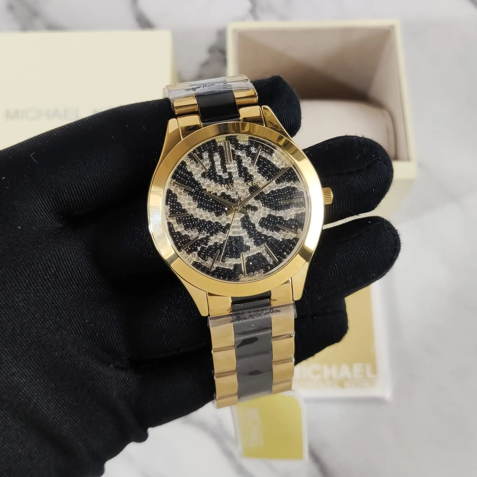 Michael Kors Slim Runway MK 3315 Gold and Black