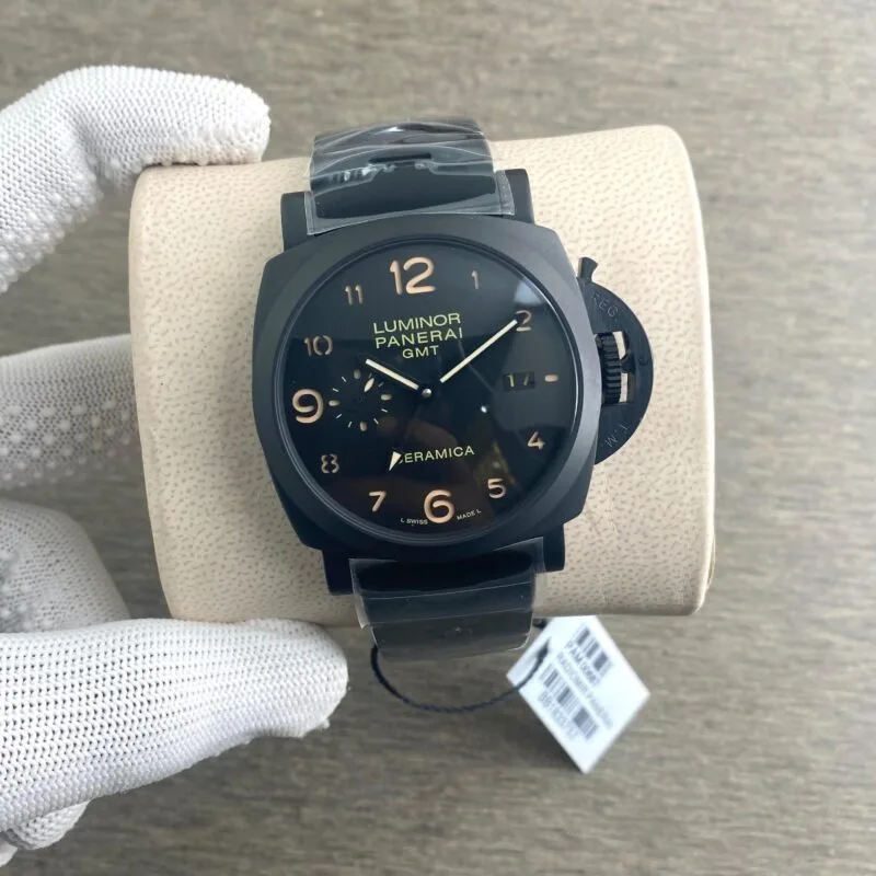 Panerai Radiomir GMT PAM01438 44MM