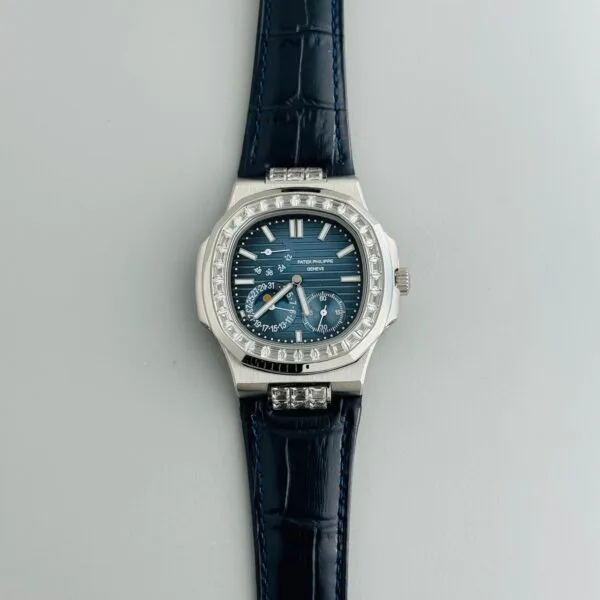 Patek Philippe Nautilus 5724G-001 Silver Blue Watch