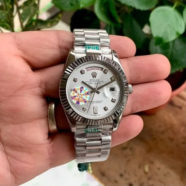 Rolex DayDate Diamond Figure Dial Fluted Bezel