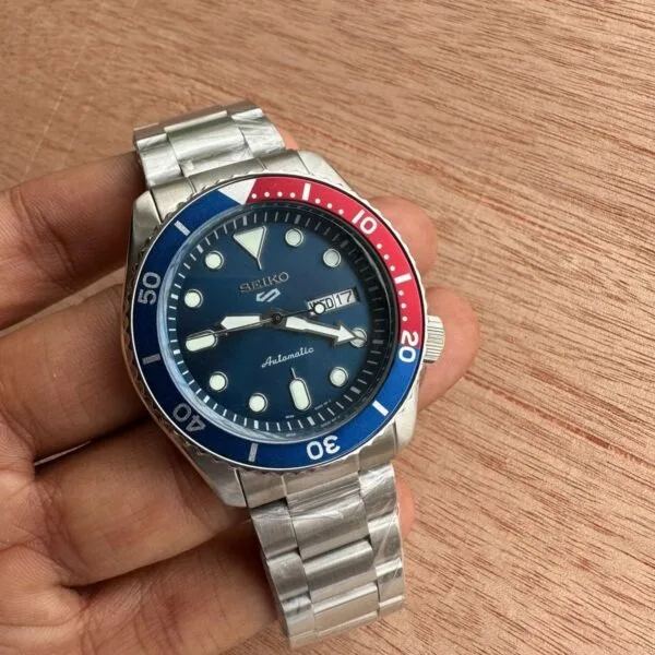 Seiko 5 Sports SRPD53 Pepsi Watch