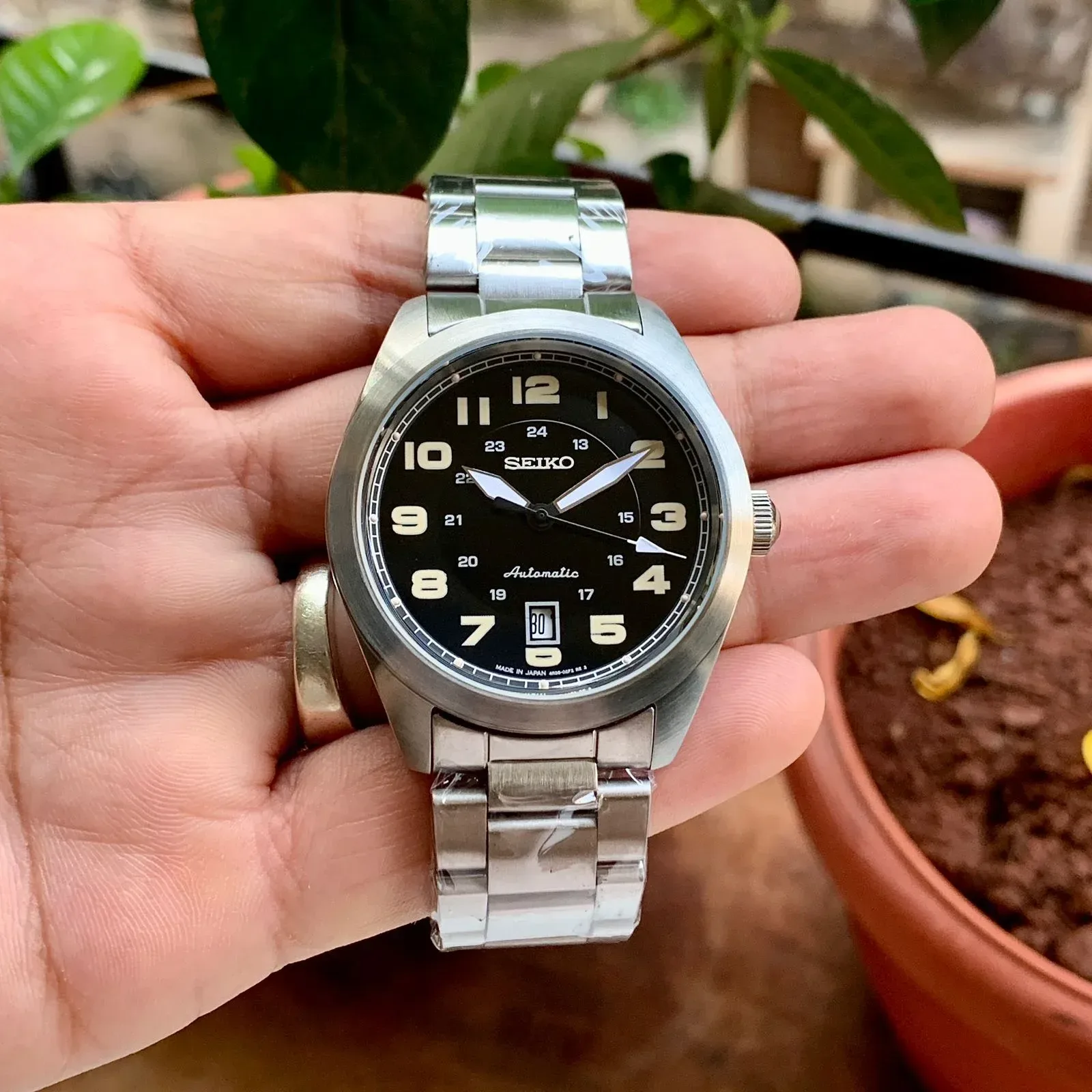 Seiko Neo Sports SRPC85K1 Watch
